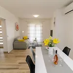 דירה Petra *
