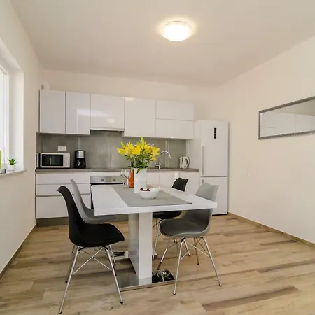 Petra Apartman *
